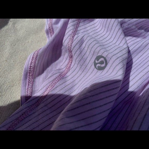 LuLulemon open back built in bra size 6 - Picture 3 of 4